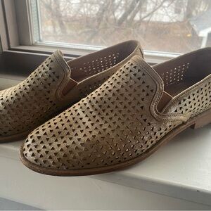 Trask - Ali Loafer - Perforated - Gold Shimmer Suede